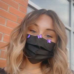 Meet your Posher, Brooke